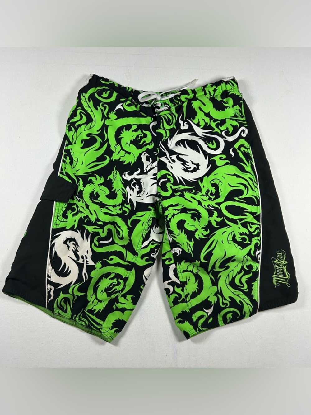 Maui and Sons Board Shorts Boys Large 14/16 Colorful Dragons Surfer Art Beach